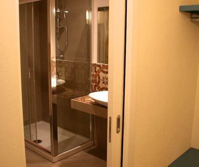 تختخواب و صبحانه Camere A Sud