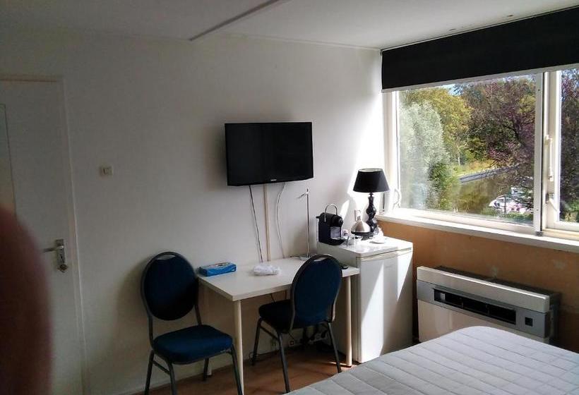 مبيت وإفطار Millview Leeuwarden Contryside