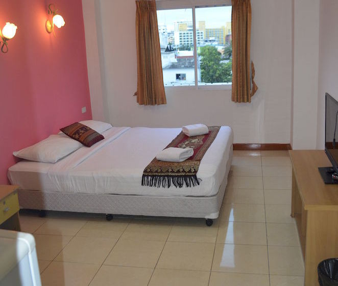 Fotos del hotel Arya Inn Pattaya Beach Hotel:  8