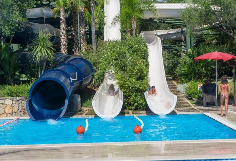 ホテル Villaggio Blue Marine