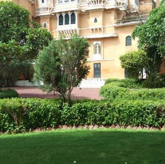 فندق Deogarh Mahal