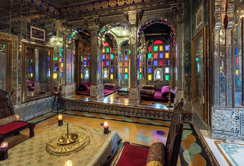 فندق Deogarh Mahal