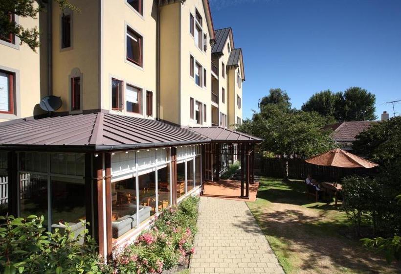 هتل Executive Residence