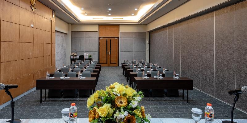 酒店 Illira Lite Praya Lombok