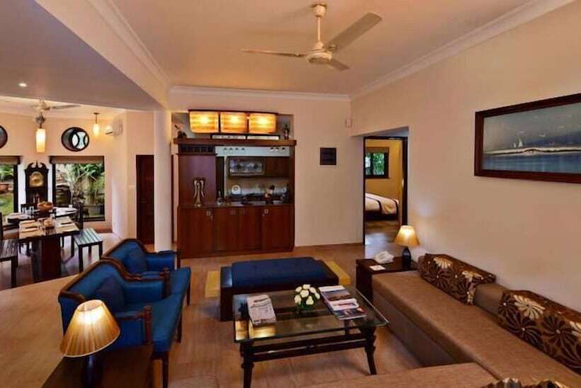 هتل La Sunila Suites & Villas By Wsi