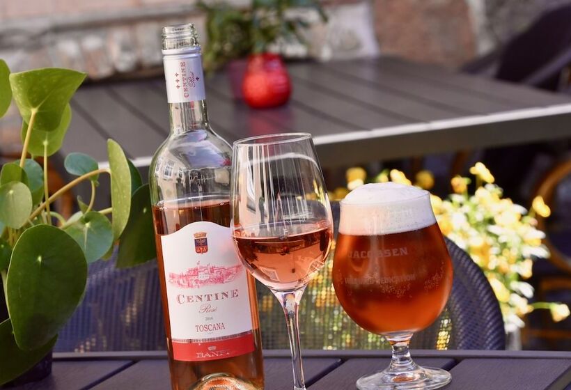 בית מלון כפרי Malling Kro