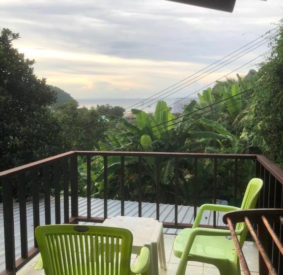 هتل Phi Phi Sand Sea House