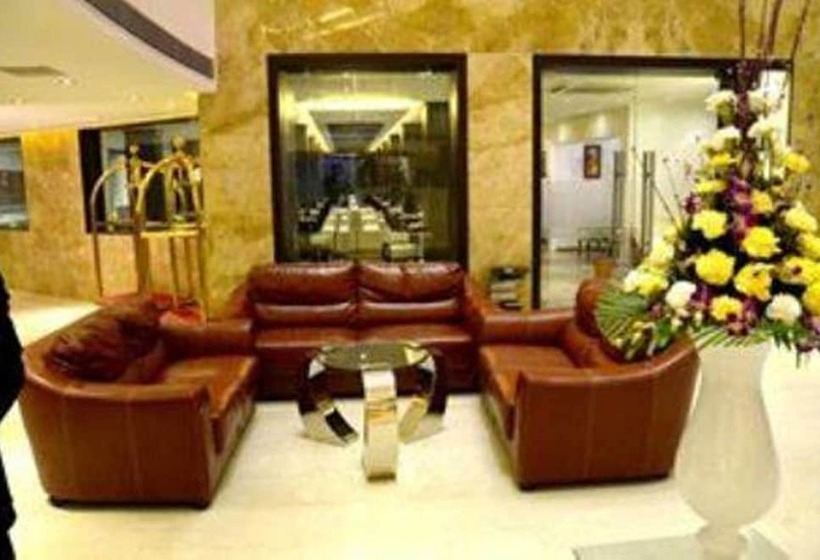 فندق Regenta Central Harimangla