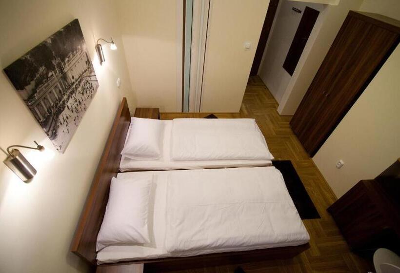 酒店 Sasone Rooms