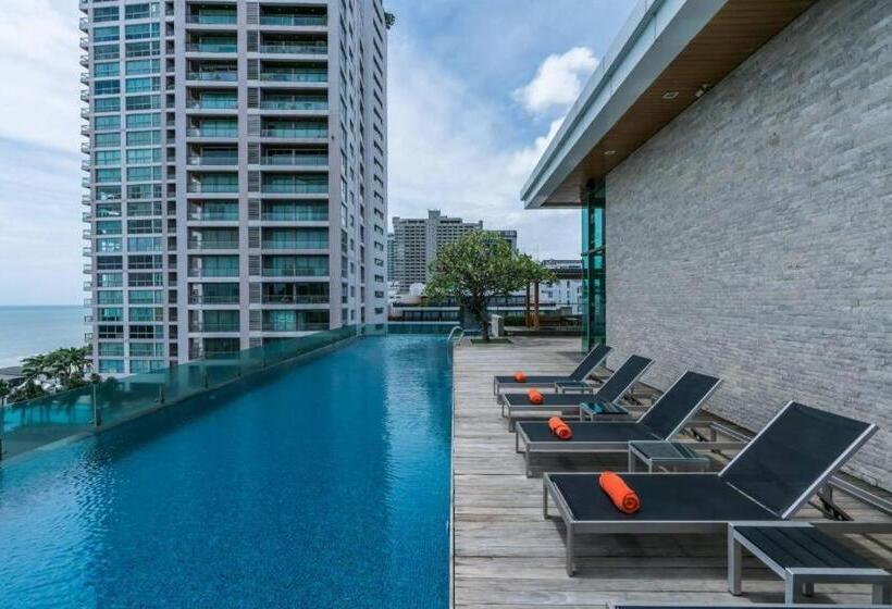 Hotel Seven Zea Chic