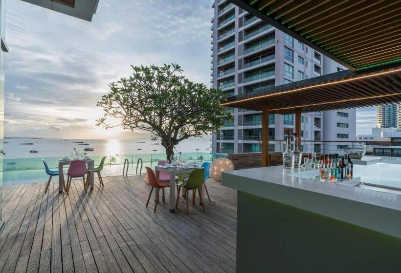 Hotel Seven Zea Chic