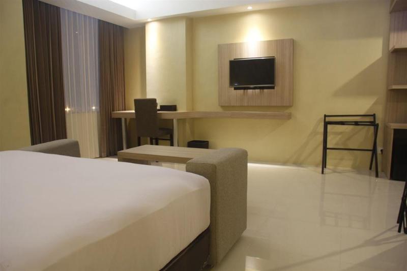 فندق The Sun  Madiun