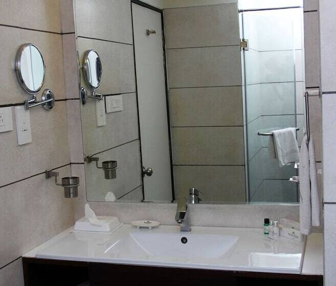 فندق Vista Rooms At Nandan Kanan