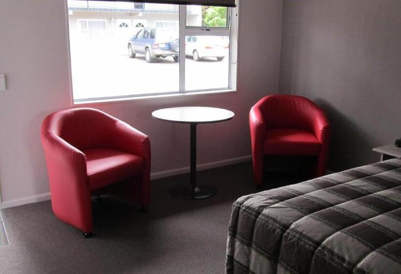 فندق على الطريق Carramar Motor Inn