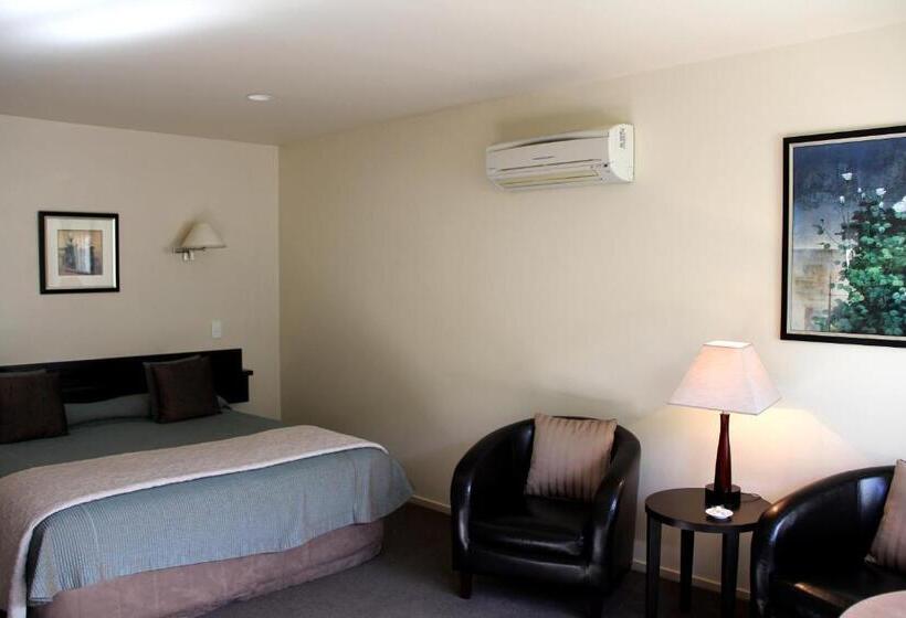 مُتل Cedar Grove Motor Lodge