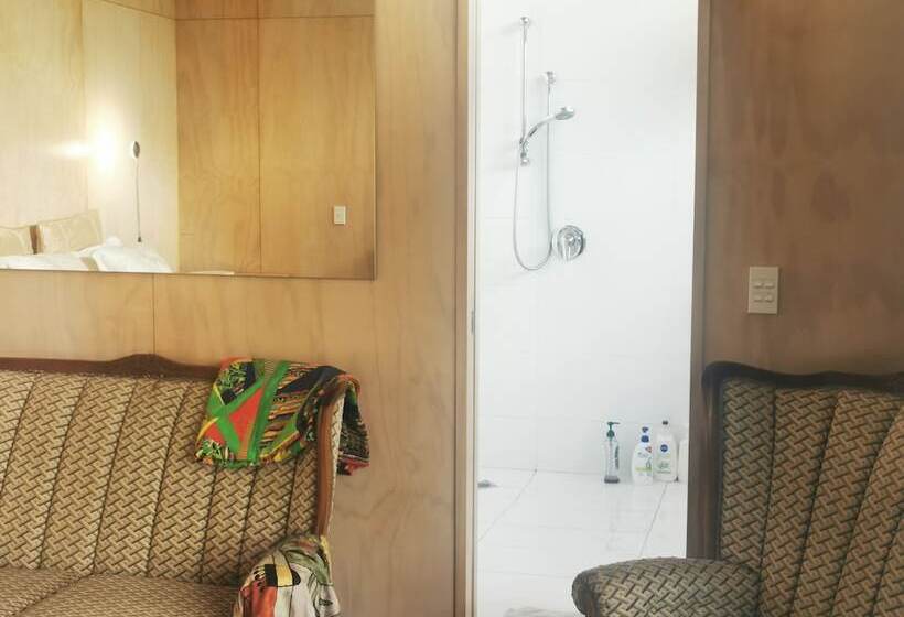 بنسيون Hakarimata Lodge   Riverside Sanctuary