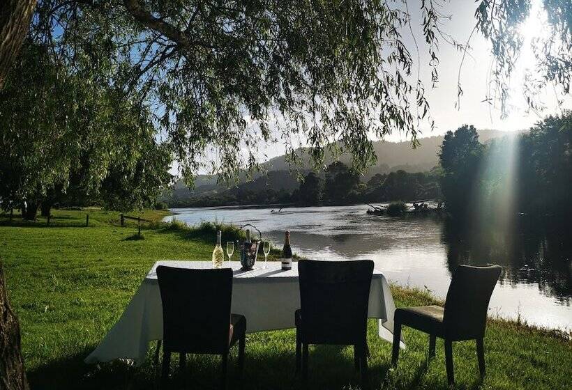 بنسيون Hakarimata Lodge   Riverside Sanctuary