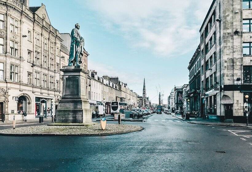 Tony Asga   Tony S Apartments