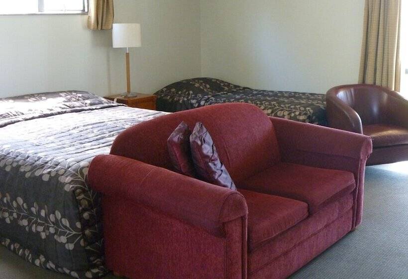 Westport Kiwi Holiday Park & Motels