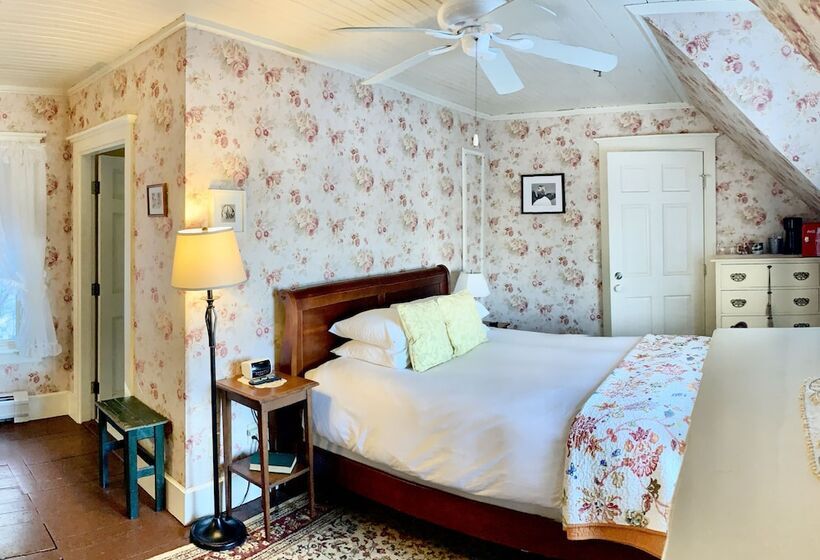 مبيت وإفطار Elsa S Inn On The Harbor