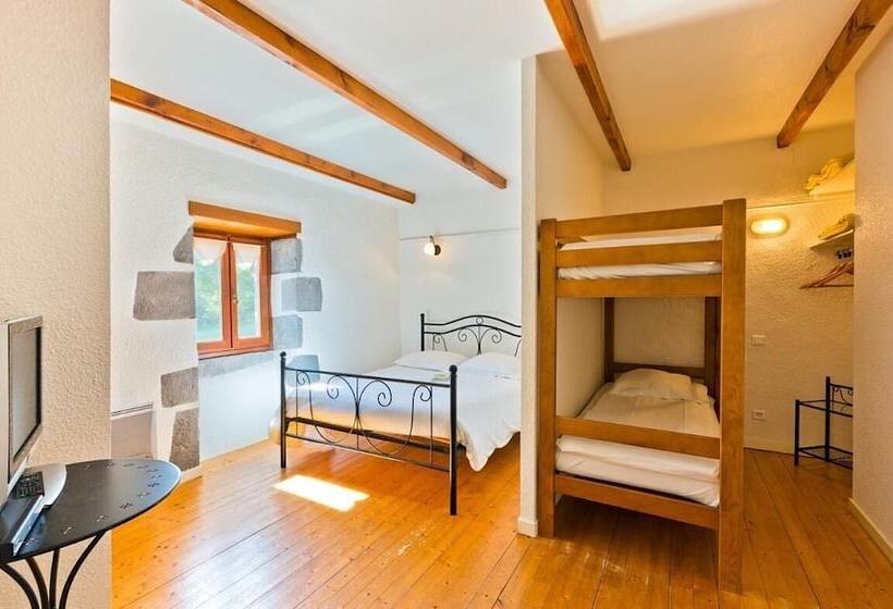 Хостел Auberge De La Moreno