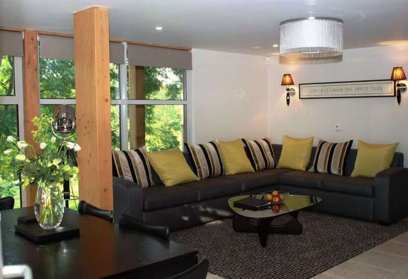 酒店 Apple Tree Lodges