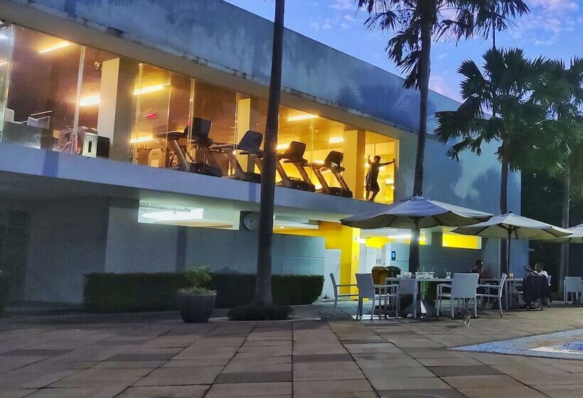 هتل Hariss Inn Bandara