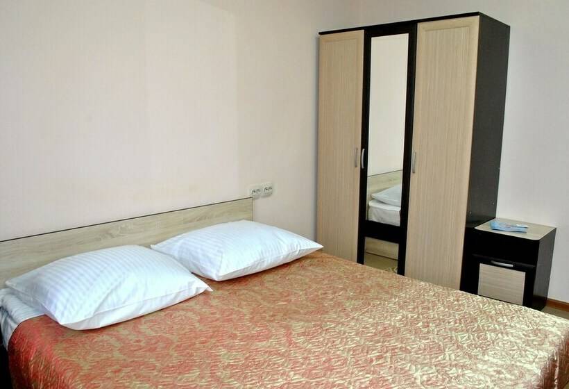 בית מלון כפרי Health Resort Krutushka