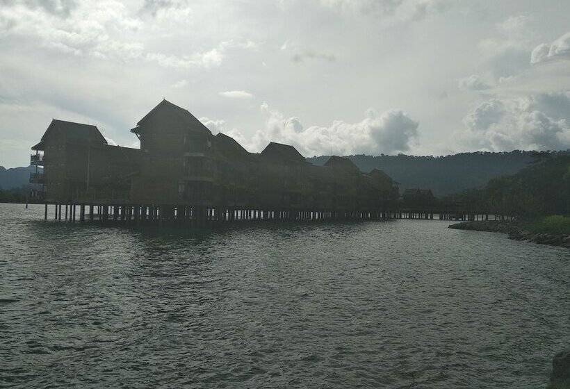 هتل Langkawi Lagoon Resort Water Chalet