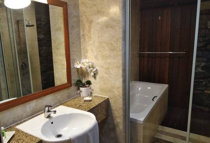 هتل Langkawi Lagoon Resort Water Chalet