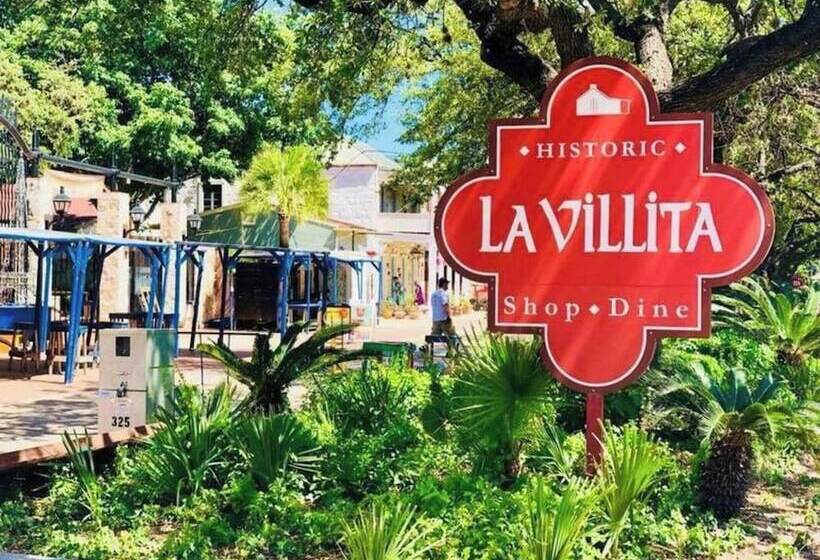 Magnificent 4br Near Famous Riverwalk And Downtown