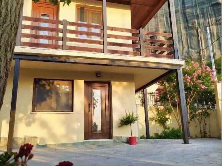 膳宿费 Guesthouse Kastelia