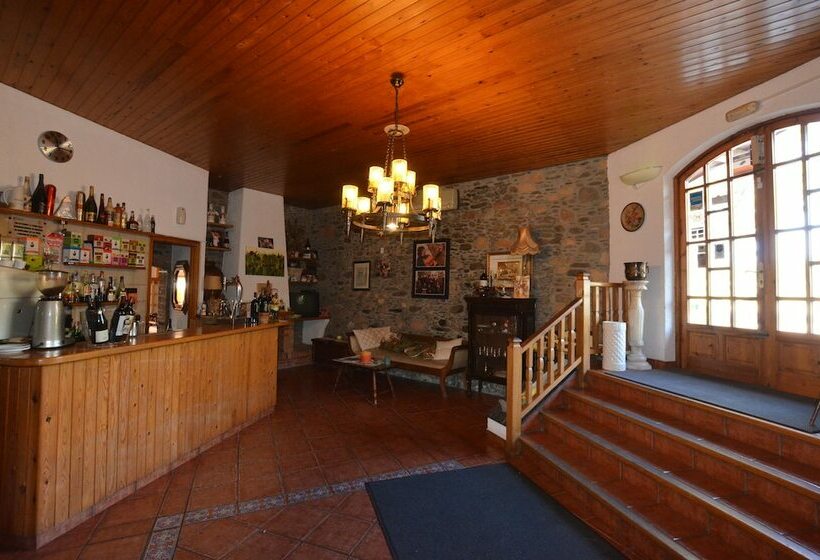 פנסיון Hostal Can Nofre