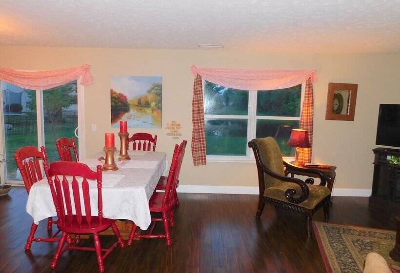 مبيت وإفطار Evonne S Sharing House