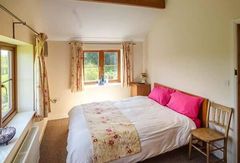 Glebe Farm Cottage