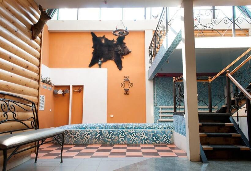 فندق Old Traditions