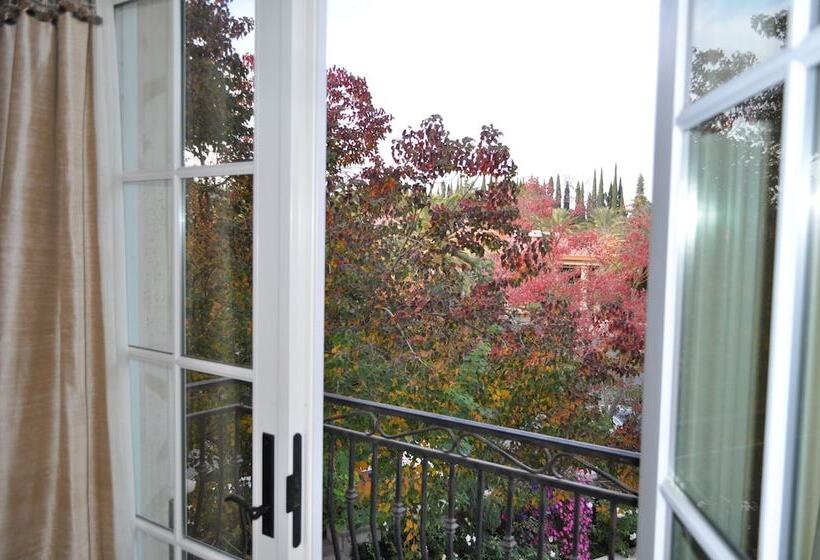 مبيت وإفطار Arden Hills