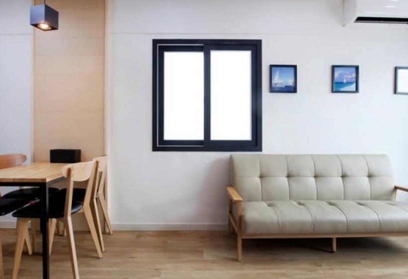 Busan Yeonhwa Reef Pension Dreamer