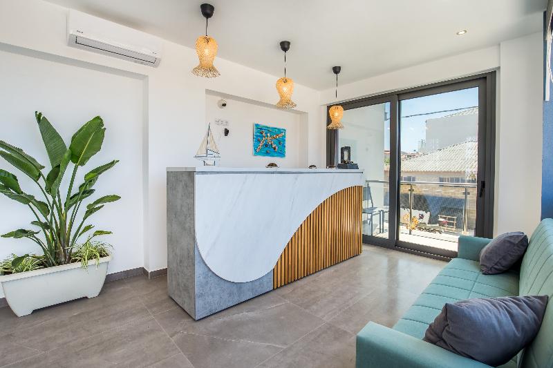 هتل Azzurro Deluxe