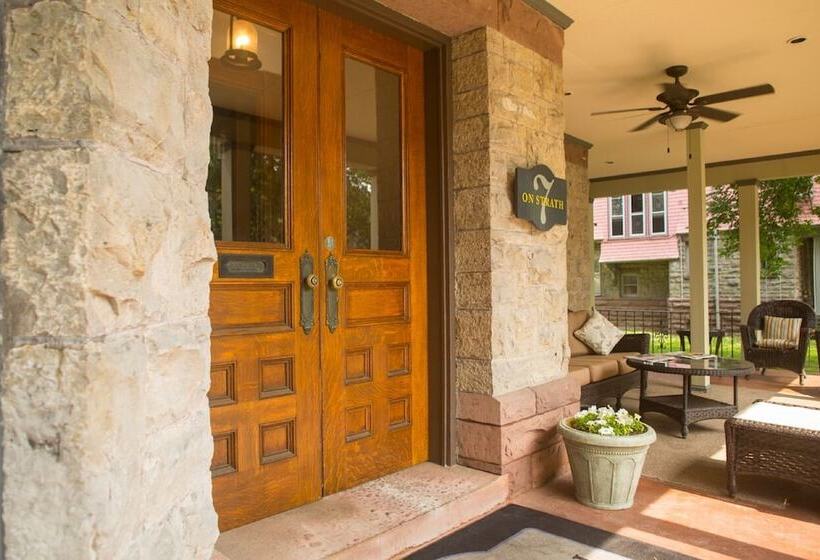 پانسیون 7 On Strath