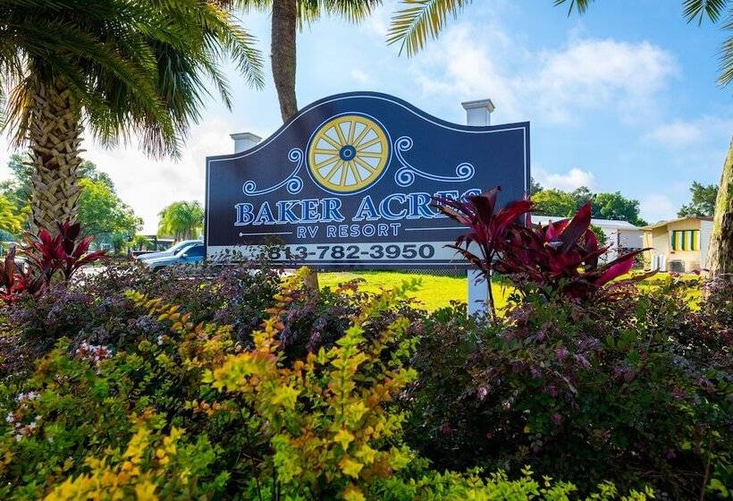 Курорт Baker Acres