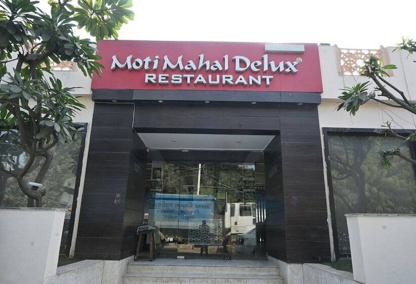 هتل Regency Square