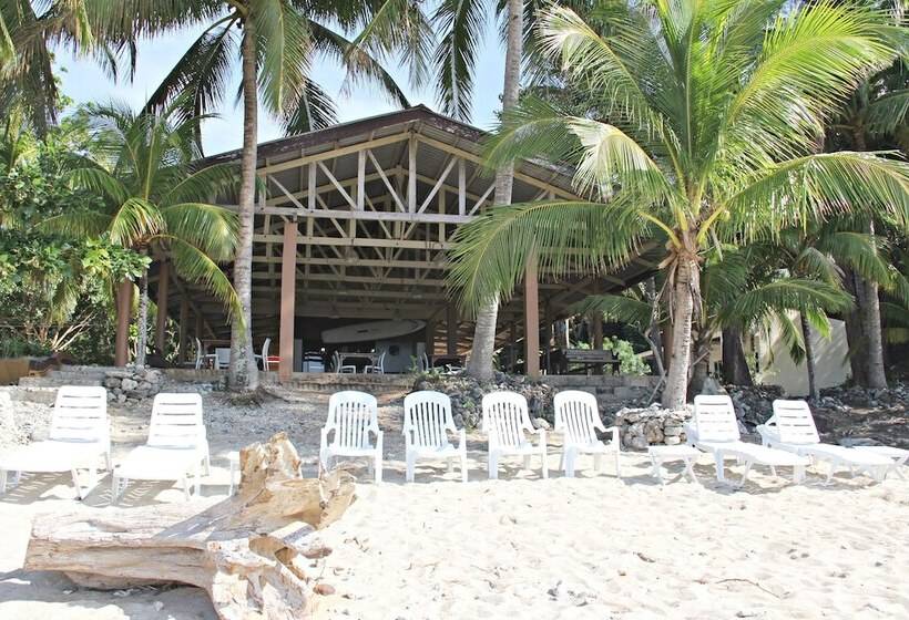 酒店 Submarine Garden Beach Resort