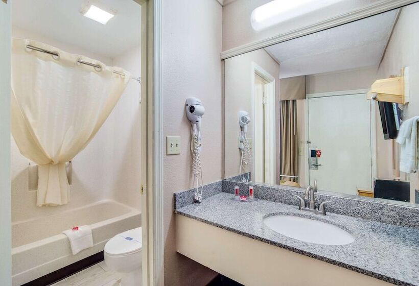 ホテル Econo Lodge