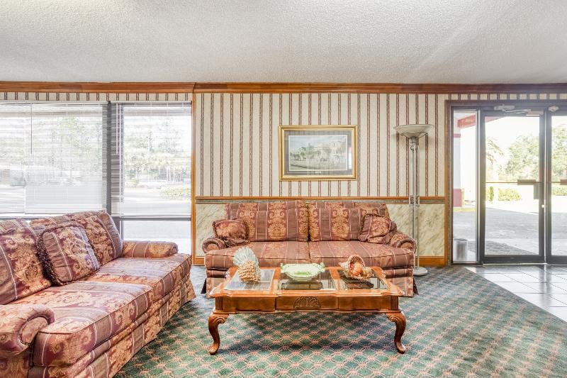 ホテル Econo Lodge