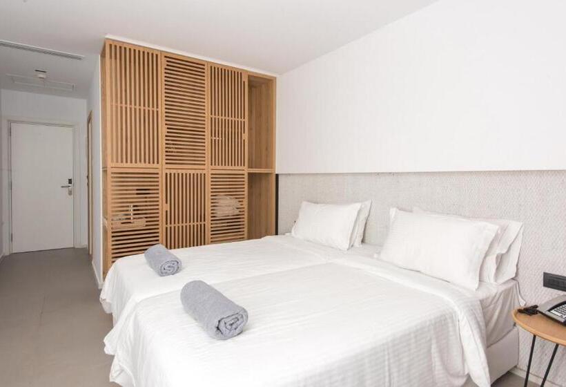 هتل Enorme Ammos Beach Resort
