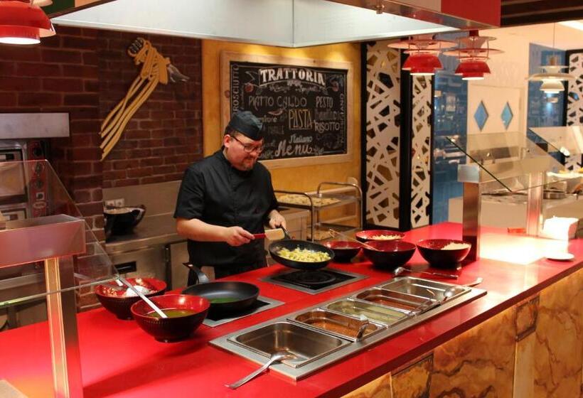 هتل Evenia Olympic Resort