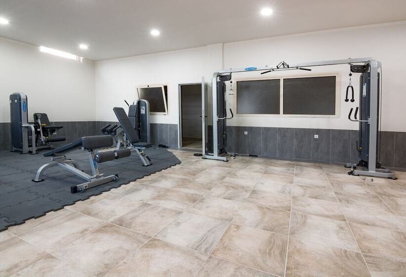 هتل Grand Blue Beach