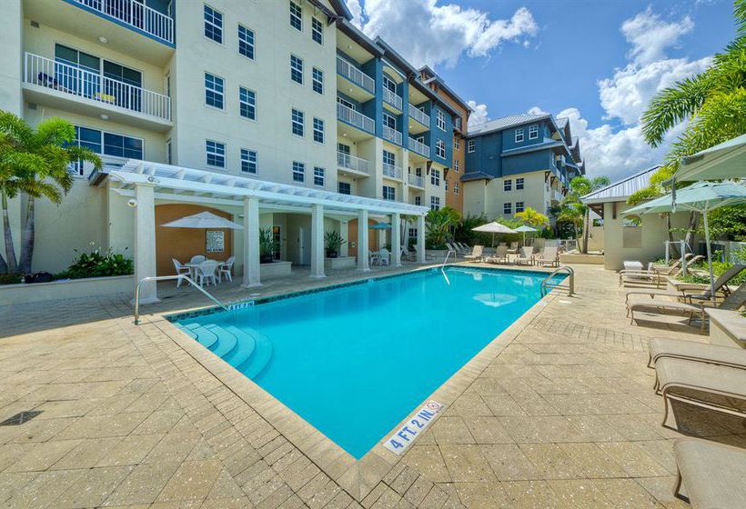فندق Harborside Suites At Little Harbor