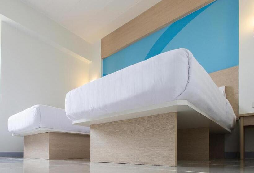 فندق Hop Inn Ubon Ratchathani